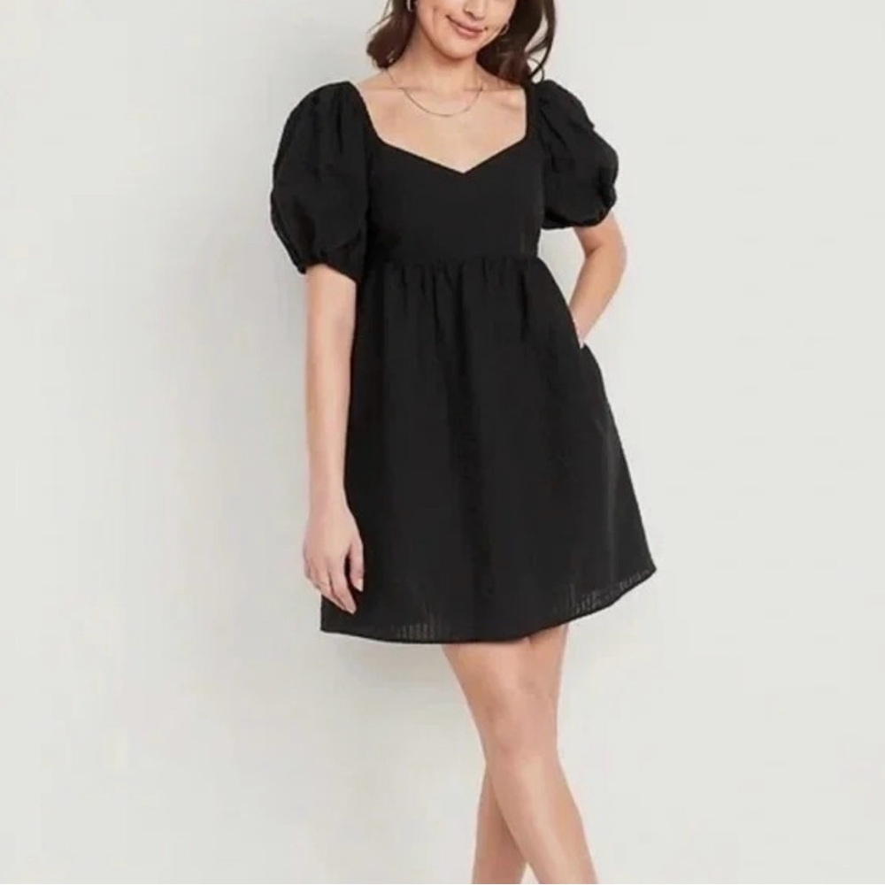 Old Navy Black Puff Sleeve Dress